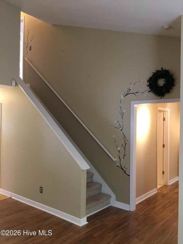 414 Foxwood Ln - Photo 6 of 18