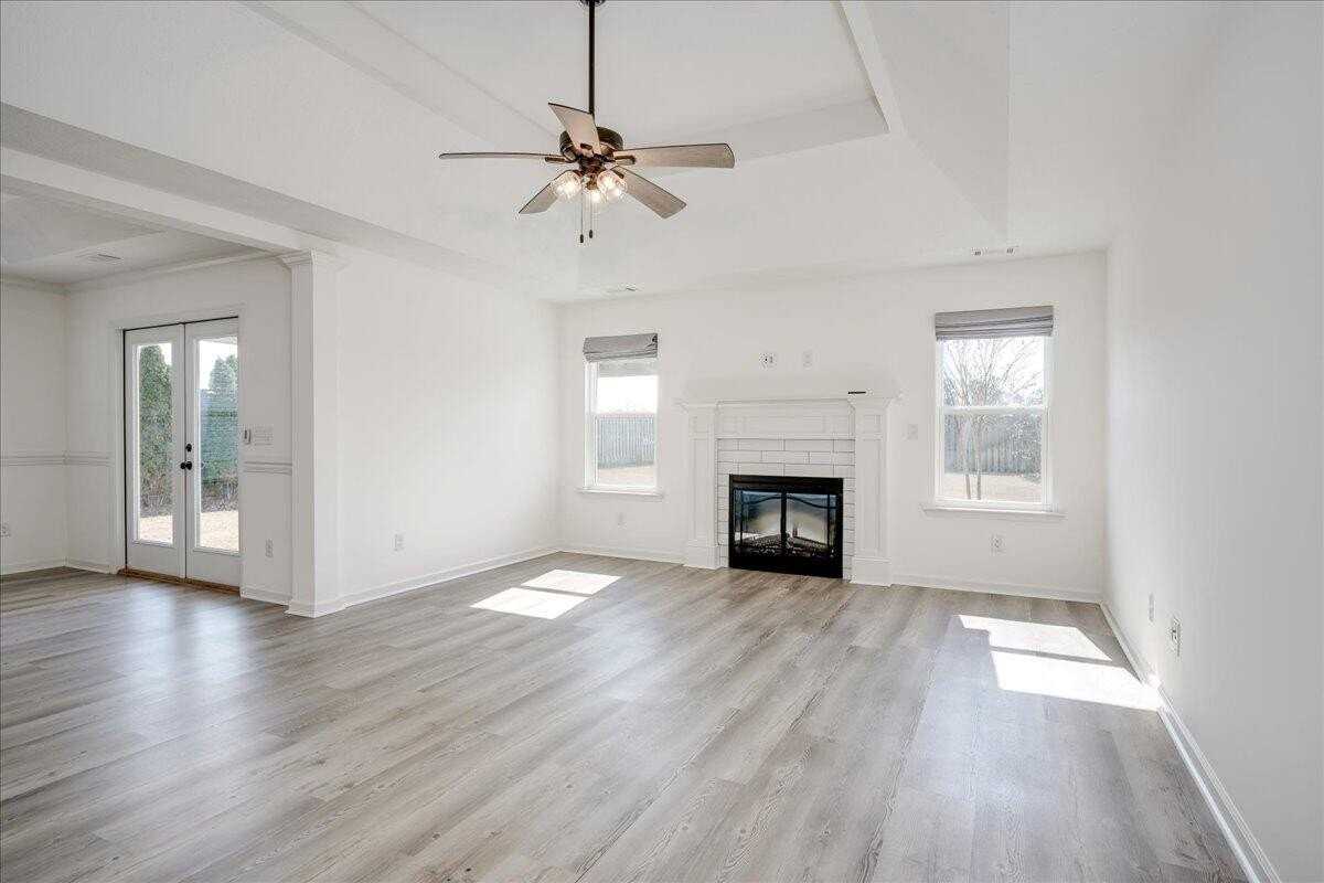 4507 Raleigh Dr - Photo 4 of 28