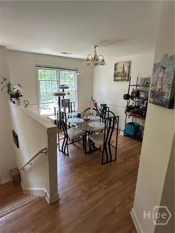 174 Spring Lake Dr - Photo 4 of 11