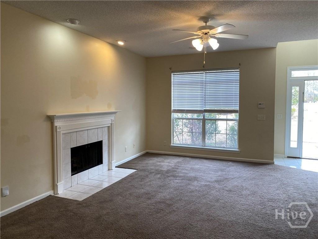 101 Raindance Rd - Photo 3 of 30