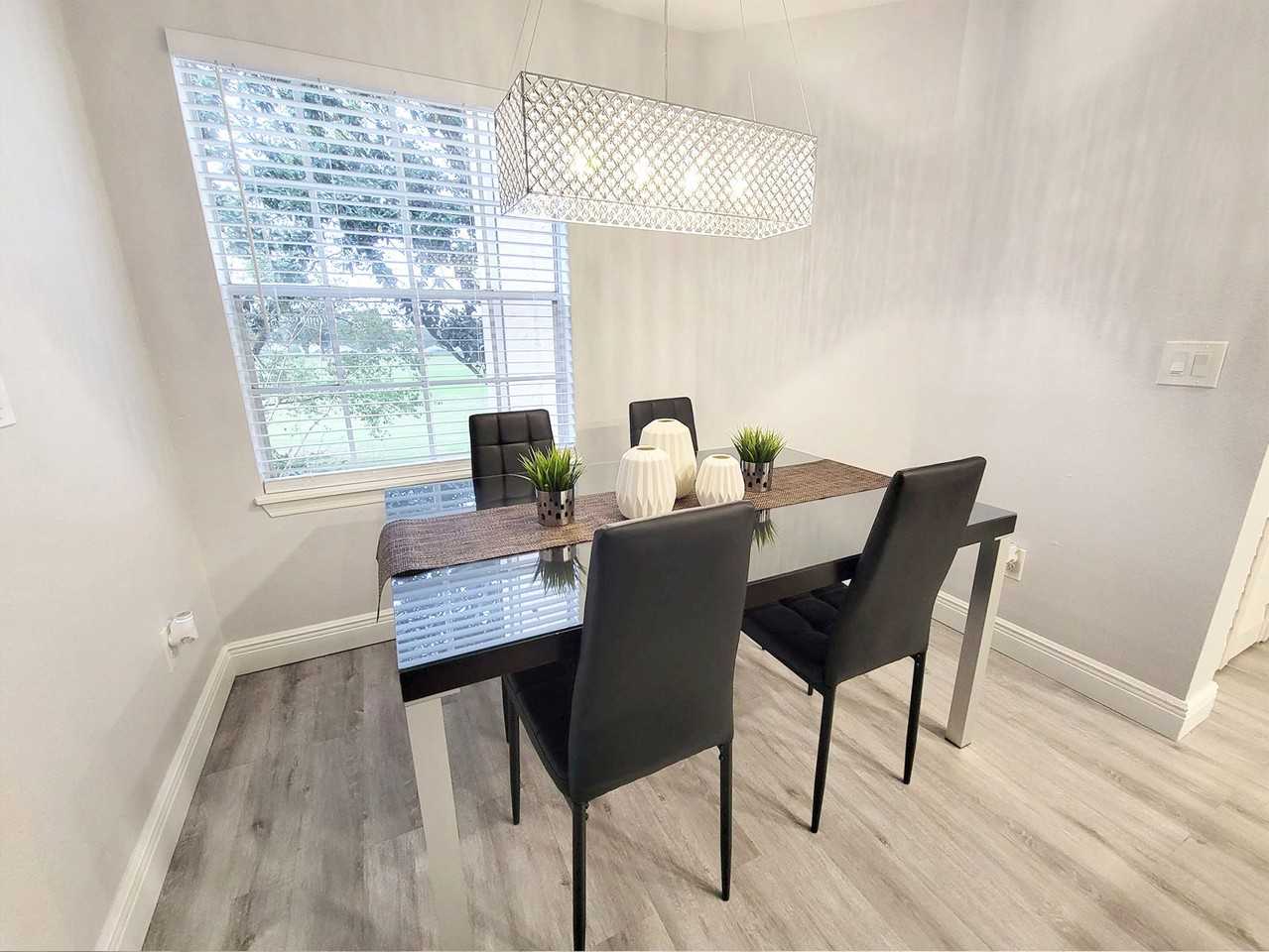 Westpointe Blvd #1223 - Photo 3 of 8