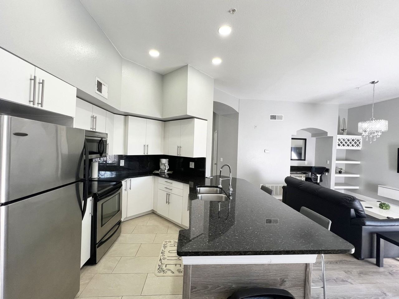 Westpointe Blvd #1435 - Photo 4 of 8