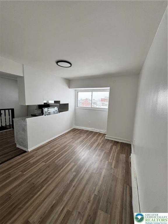 431 W Tilghman St Unit 3 #3 - Photo 6 of 8