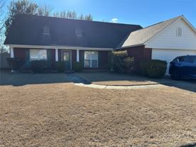 1136 Hallwood Ln - Photo 1 of 1