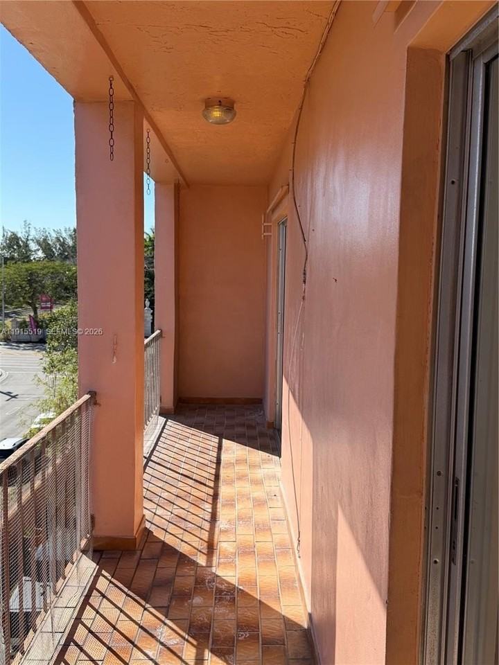 440 E 23rd St #1305 - Photo 5 of 15