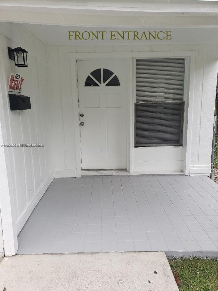 2149 Ne 179th St #0 - Photo 3 of 15