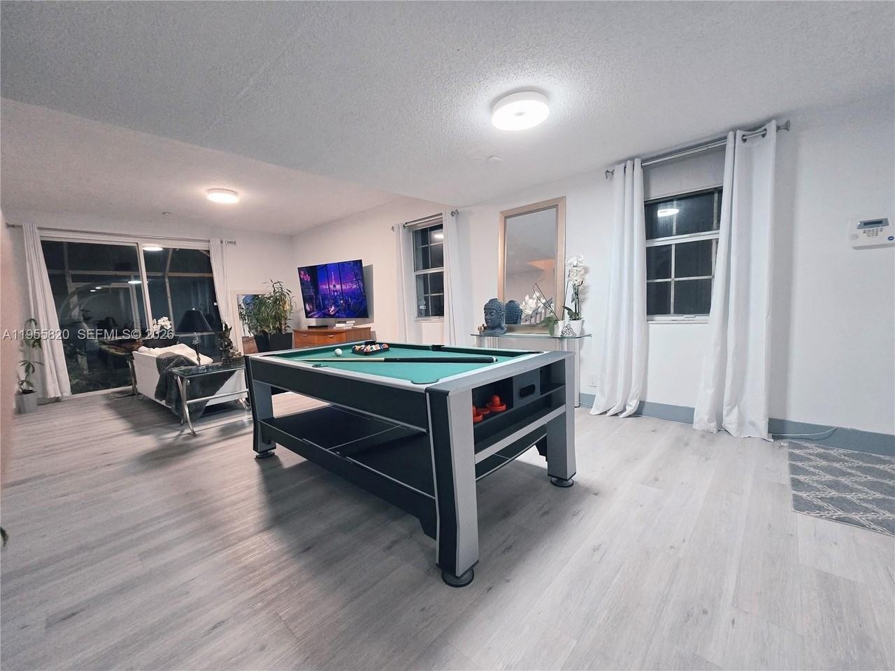 1303 Presidio Dr #6-41 - Photo 3 of 37