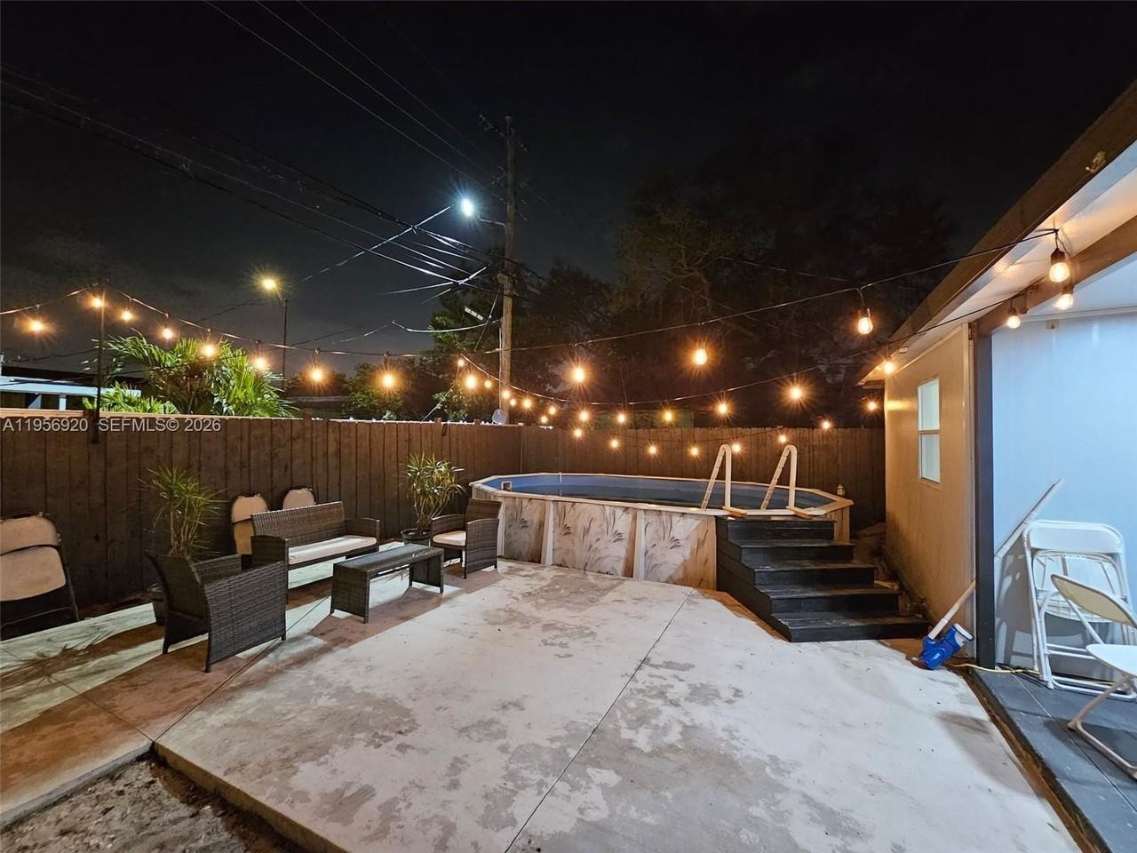 2282 2282 NW 152nd St - Photo 2 of 23