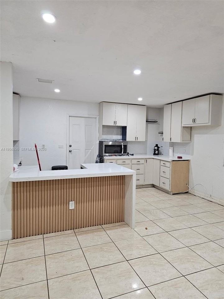 2282 2282 NW 152nd St - Photo 5 of 23