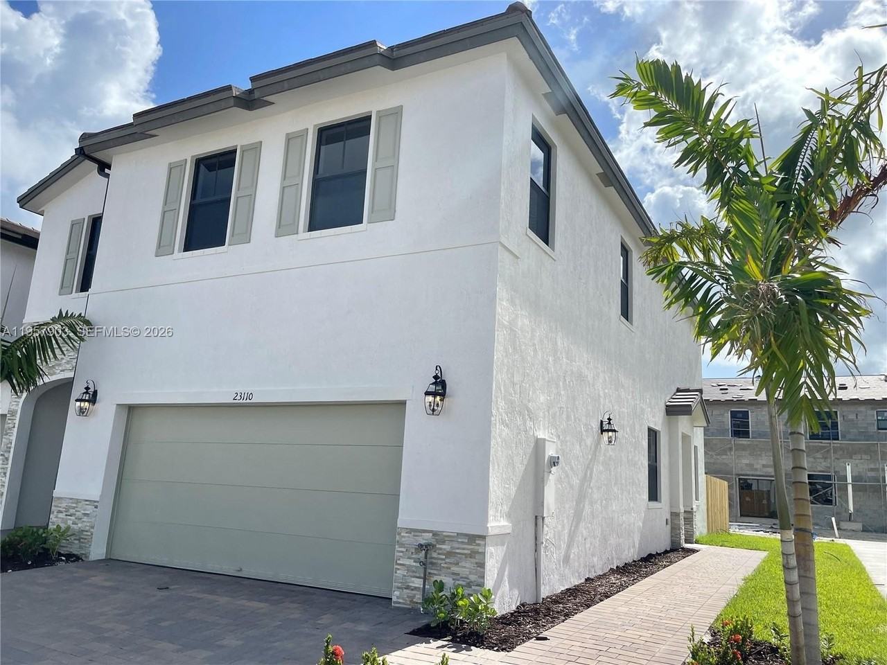 23110 Sw 129th Pl #23110 - Photo 2 of 29