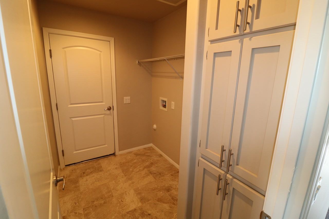 1455 E Date St - Photo 5 of 15