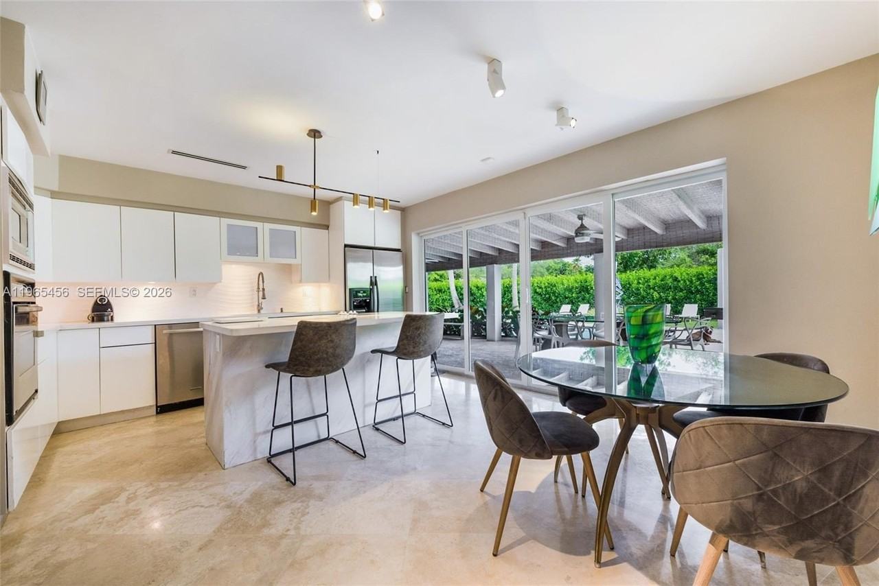 7401 Sw 117th St - Photo 6 of 21