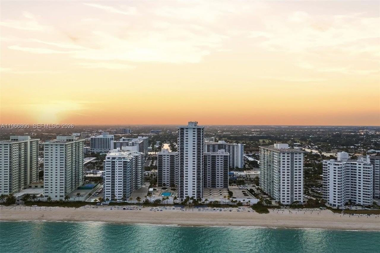 3500 Galt Ocean Dr #2314 - Photo 3 of 26