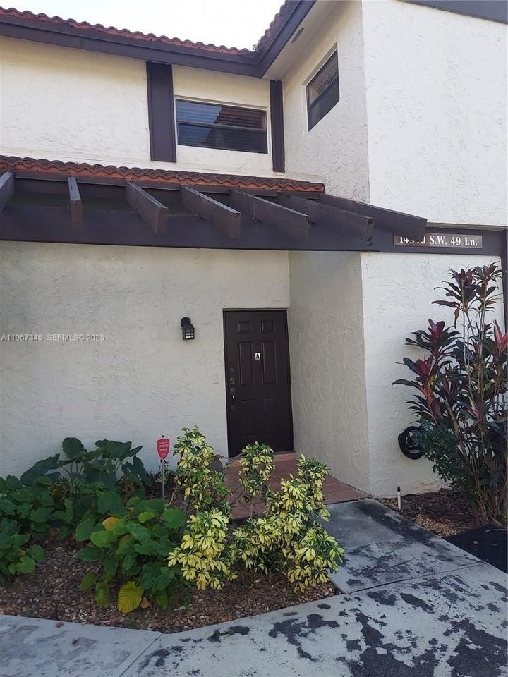 14940 Sw 49th Ln #8A