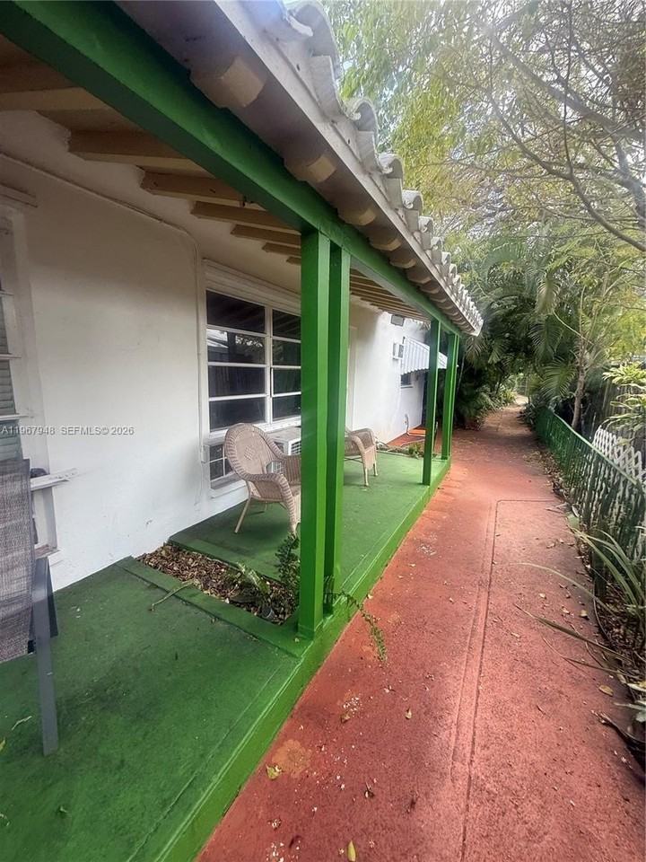 2023 Taylor St #2 - Photo 2 of 17