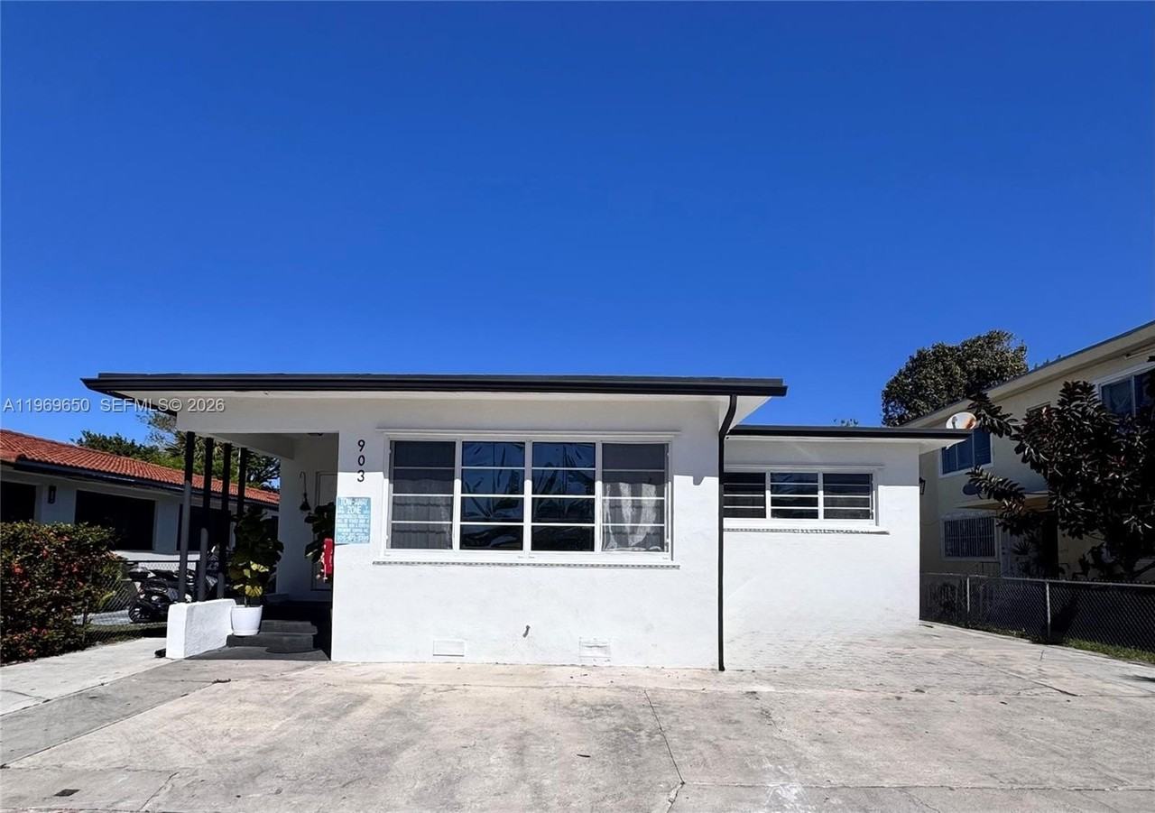 903 80th St #2 - Photo 2 of 15