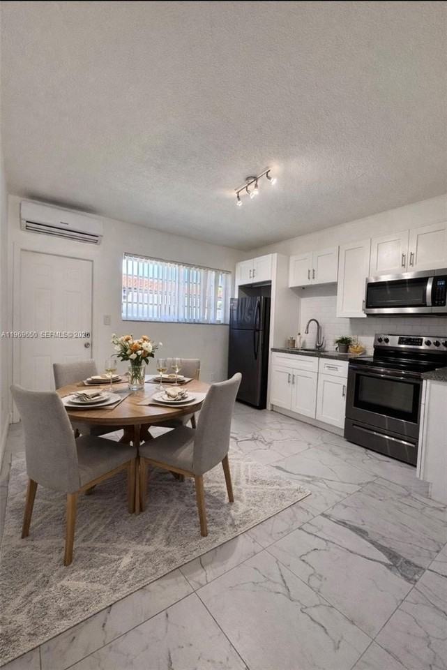 903 80th St #2 - Photo 6 of 15