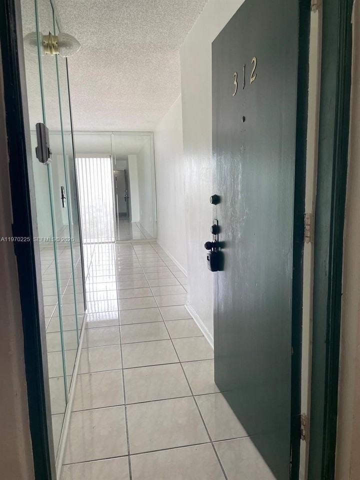 4275 Nw South Tamiami Canal Dr #2-312