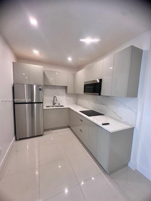 1634 Fletcher St #3 - Photo 5 of 12