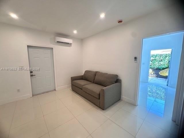 1634 Fletcher St #3 - Photo 7 of 12