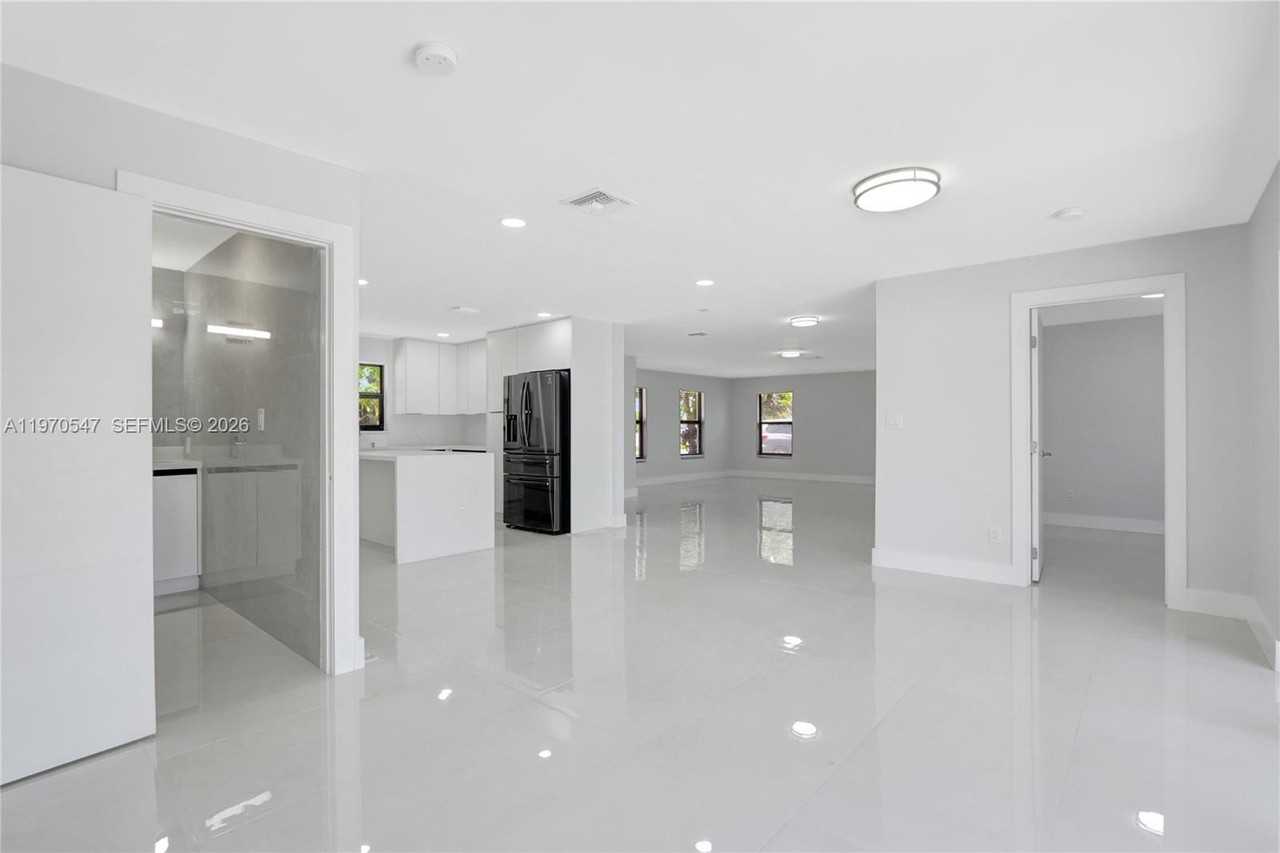 7480 Johnson St #7480 - Photo 5 of 23