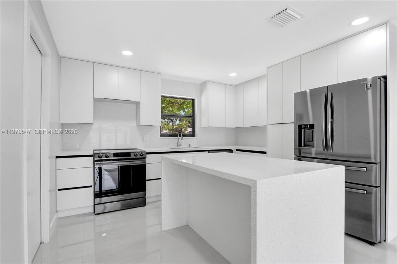 7480 Johnson St #7480 - Photo 6 of 23