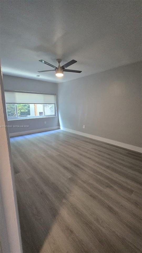 9200 E Bay Harbor Dr #6 - Photo 6 of 9