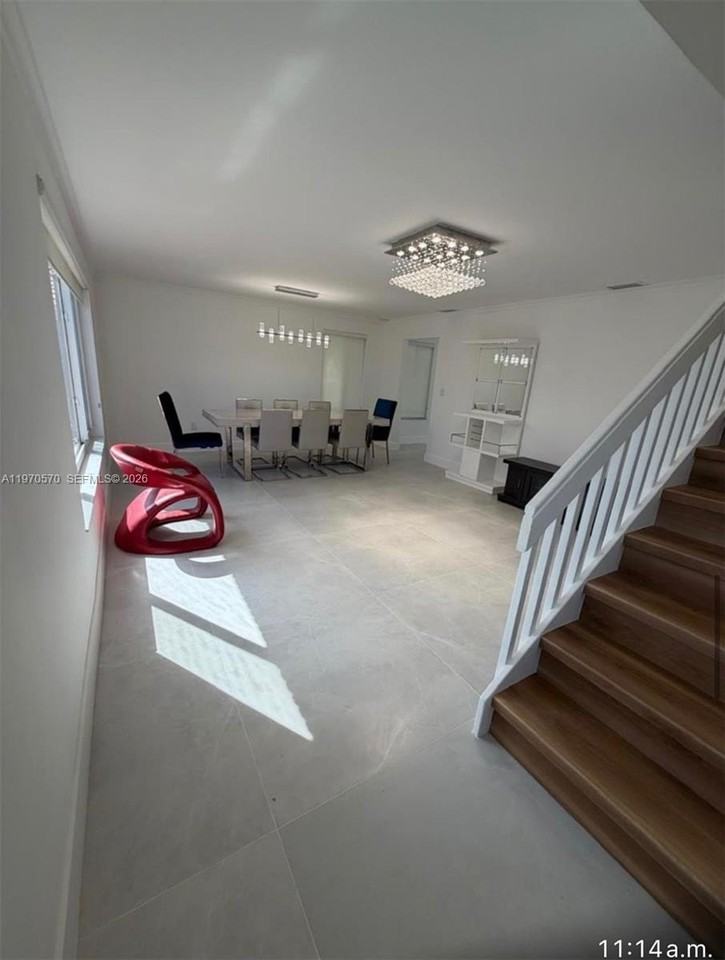 801 Amherst Ave - Photo 2 of 22