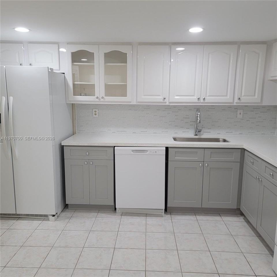 6699 Racquet Club Dr #198 - Photo 2 of 12