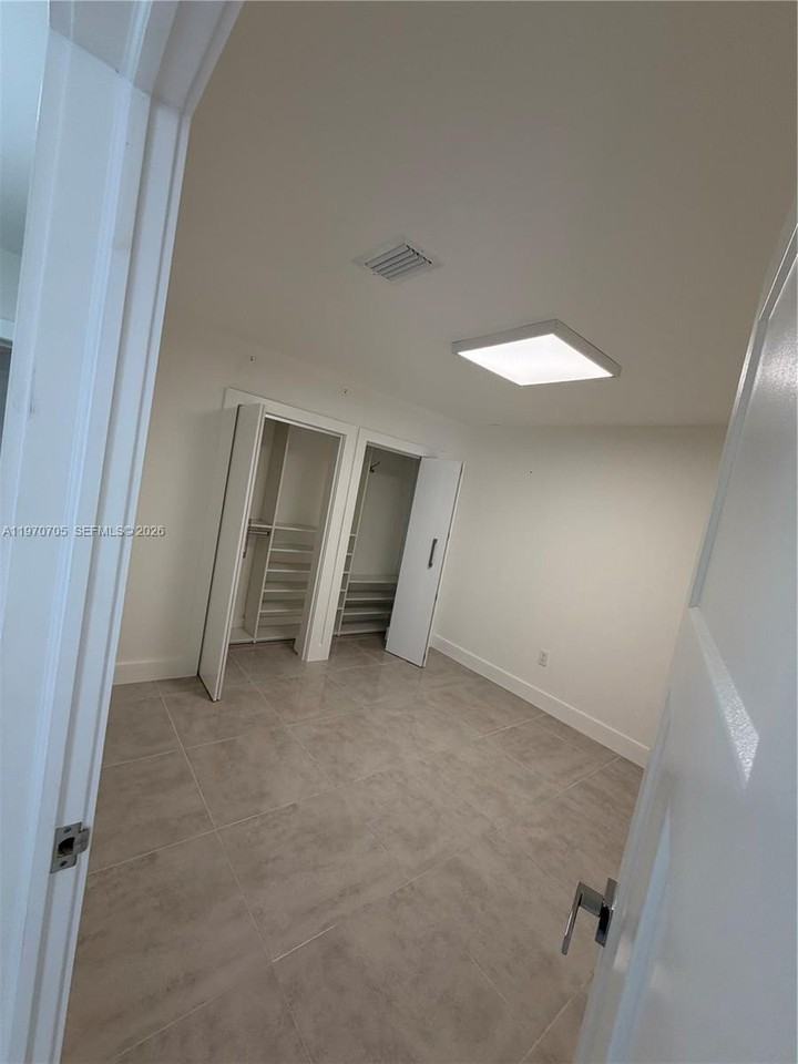 25415 Sw 128th Ave #REAR - Photo 6 of 10