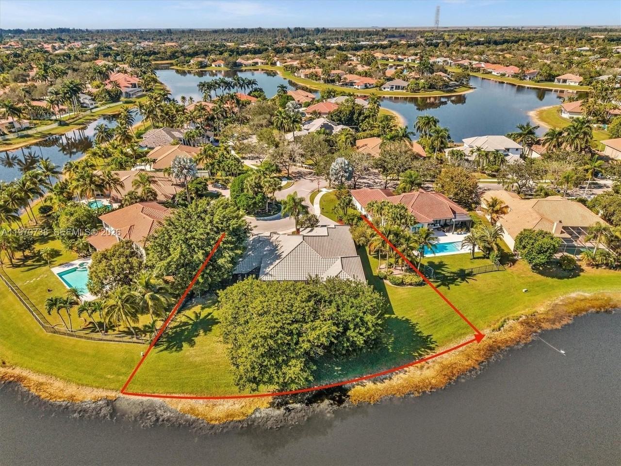 2756 Meadowood Dr #2756 - Photo 5 of 50