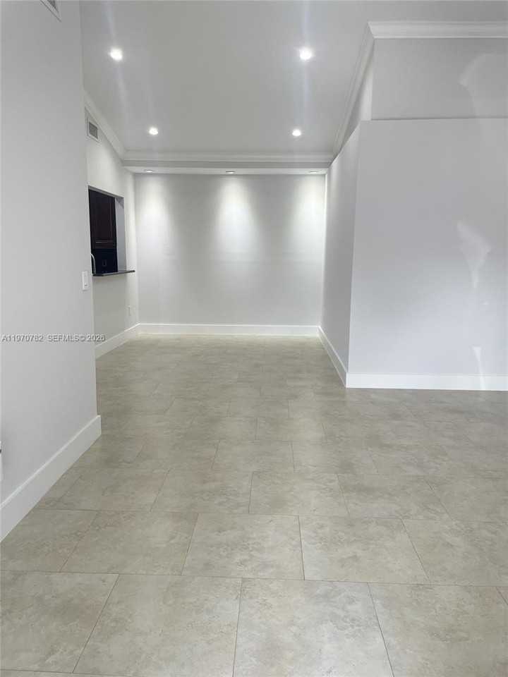 12277 Sw 204th Ter #0 - Photo 2 of 16