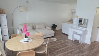 9270 E Bay Harbor Dr #6B - Photo 1 of 1