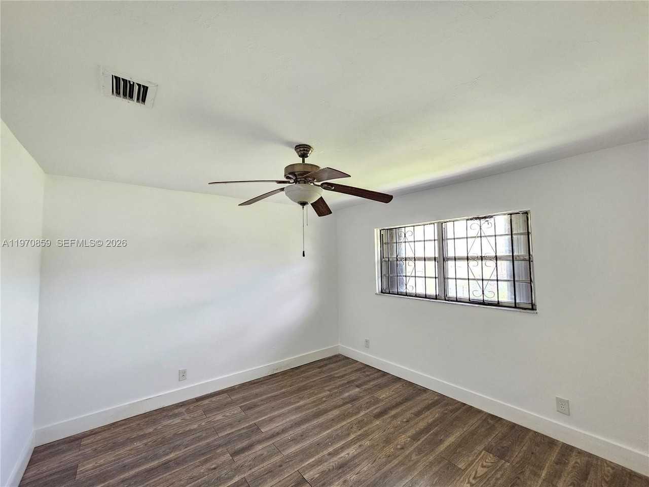 2119 Nw 64th St #2119 - Photo 6 of 10