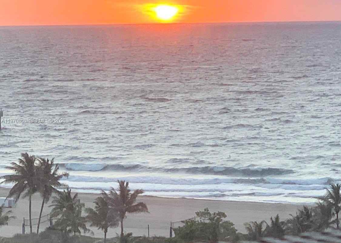 1 N Ocean Blvd #1004