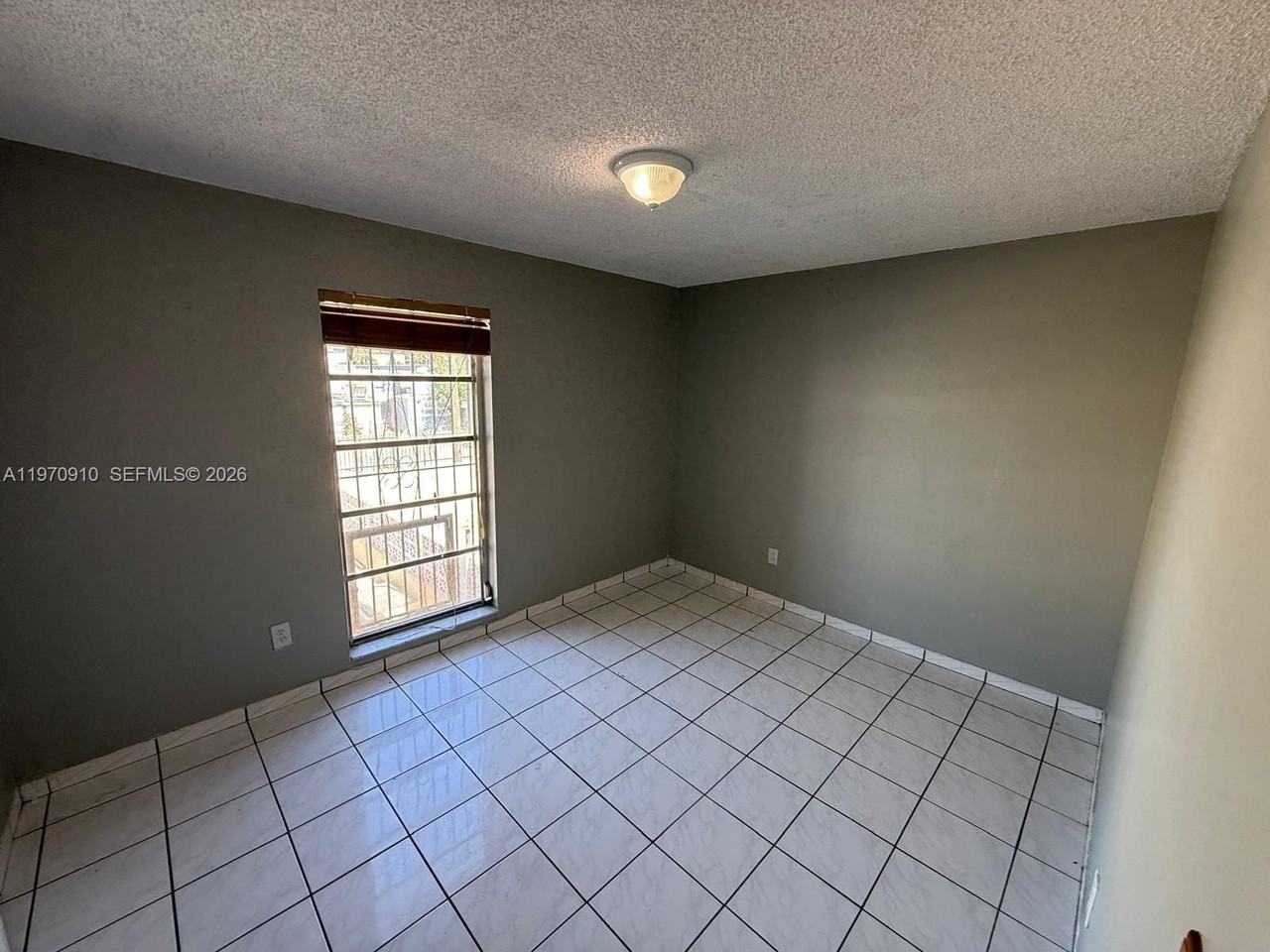 1051 Sw 1st St #207 - Photo 4 of 6