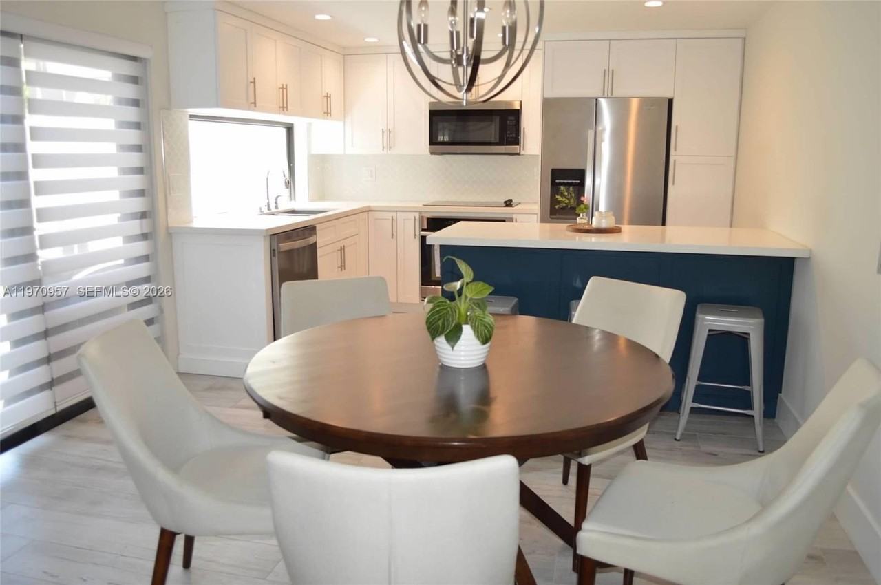 4708 Sw 67th Ave #L6 - Photo 7 of 13