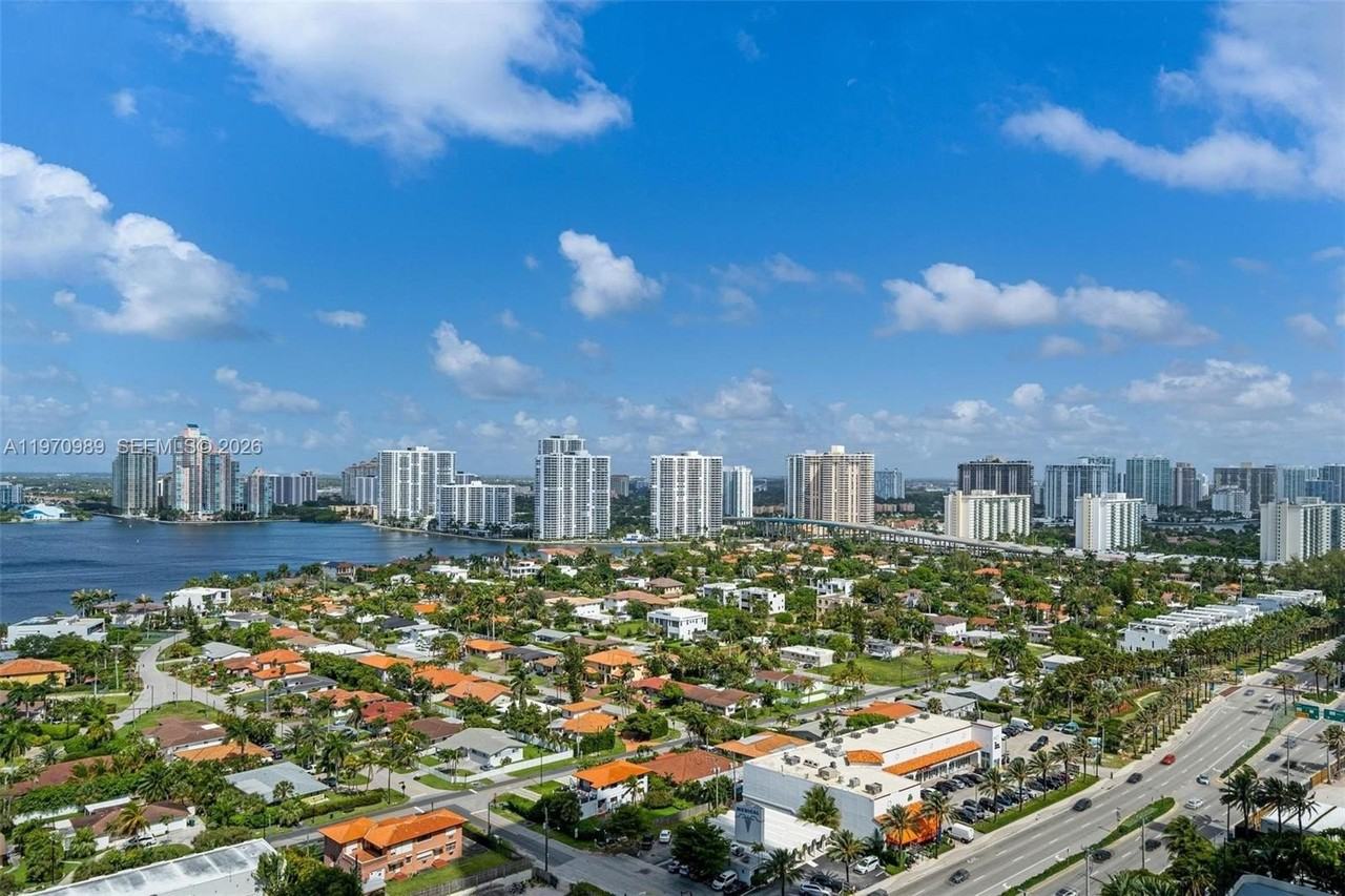 18501 Collins Ave #2003 - Photo 4 of 45