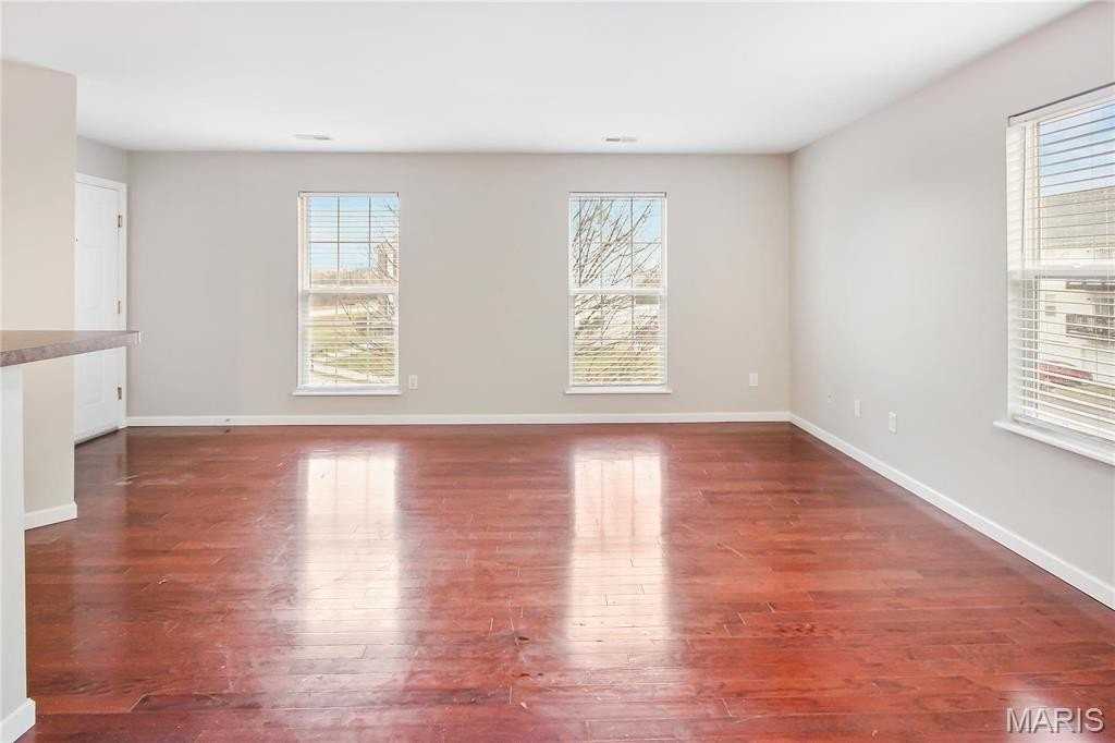 286 Stonewall Creek Dr - Photo 4 of 21