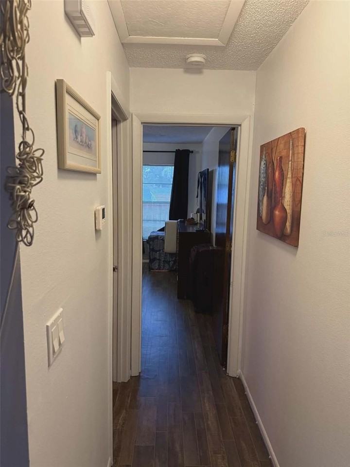 3947 Liberty Ave - Photo 7 of 9