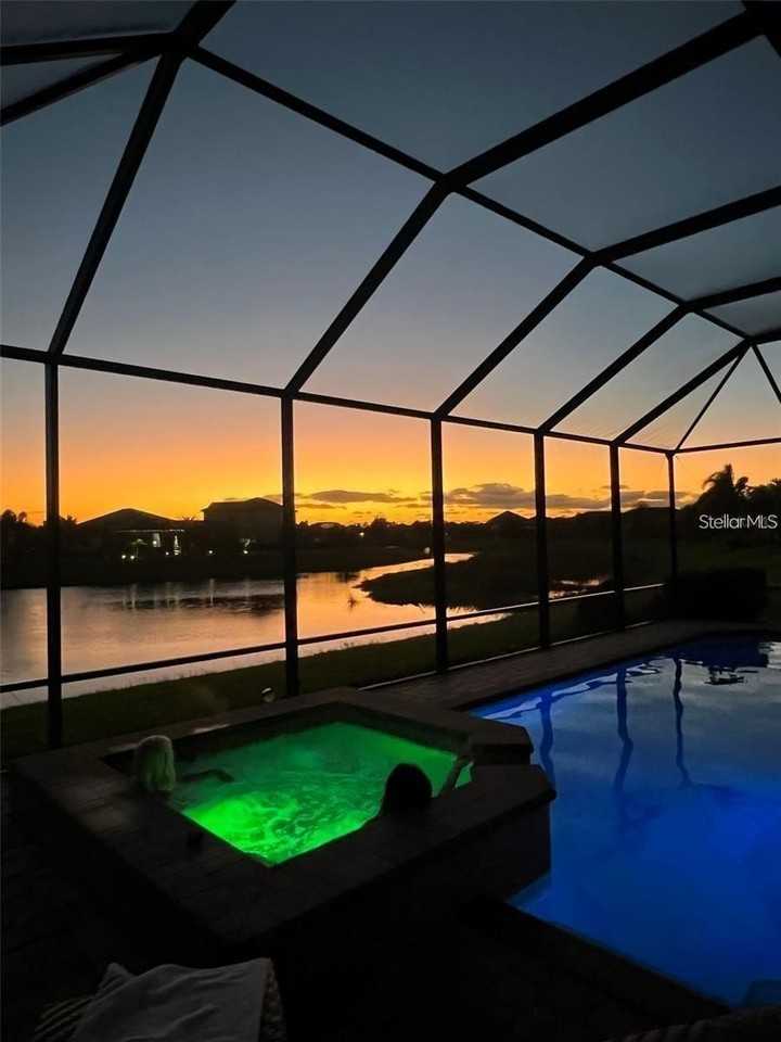 12659 Richezza Dr - Photo 4 of 43