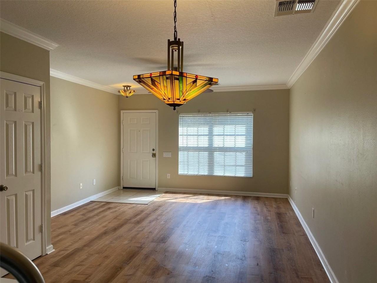 894 Vineland Pl - Photo 2 of 23