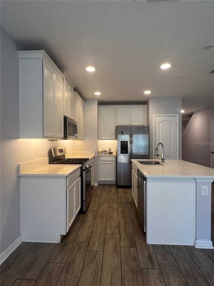 104 Cedar Bark Ln - Photo 5 of 20