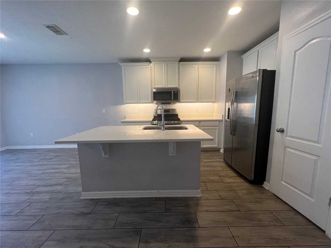 104 Cedar Bark Ln - Photo 6 of 20