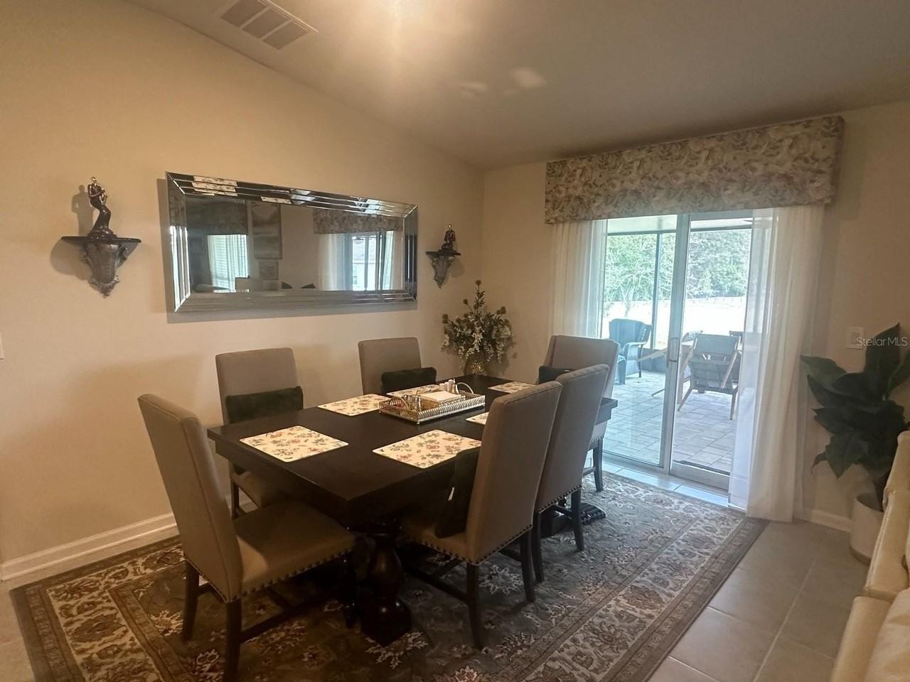 4547 Tahoe Cir - Photo 4 of 15