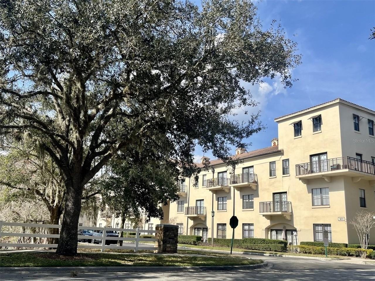 901 Waterside Ln #104 - Photo 2 of 14