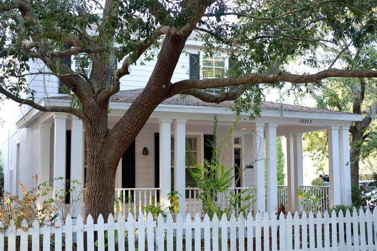 16215 Bridgecrossing Dr - Photo 2 of 27