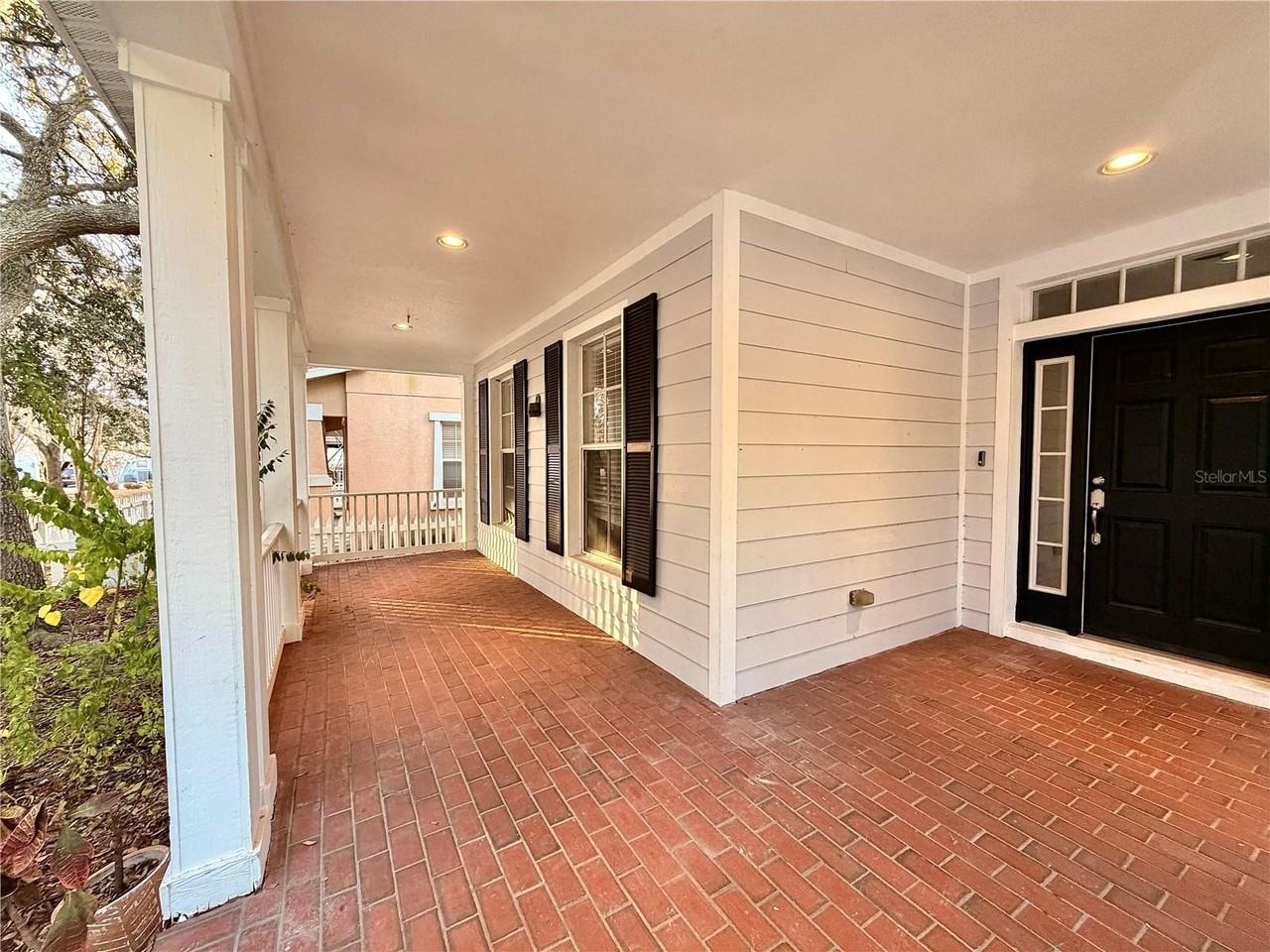 16215 Bridgecrossing Dr - Photo 4 of 27