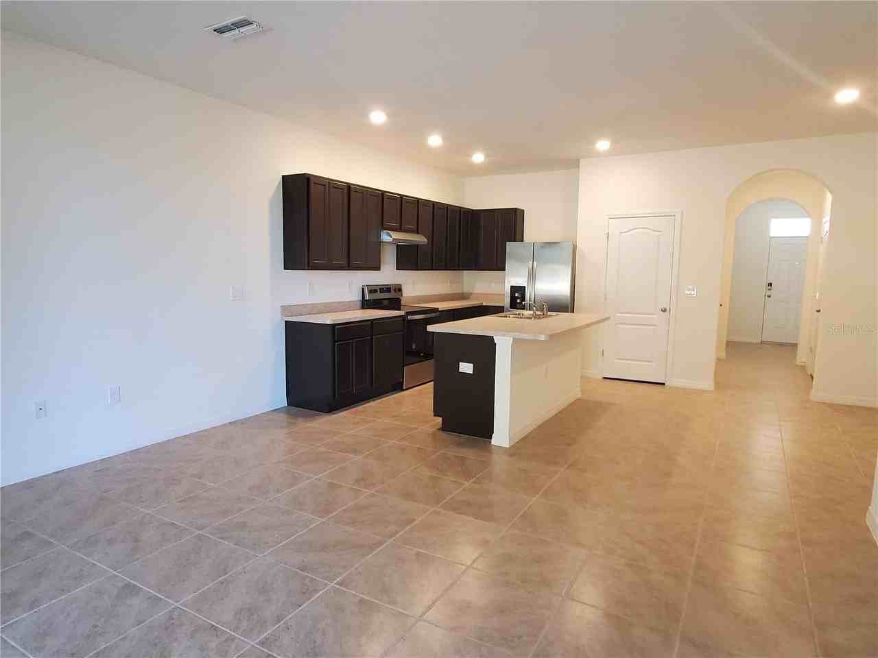 366 Feltrim Reserve Blvd - Photo 3 of 12