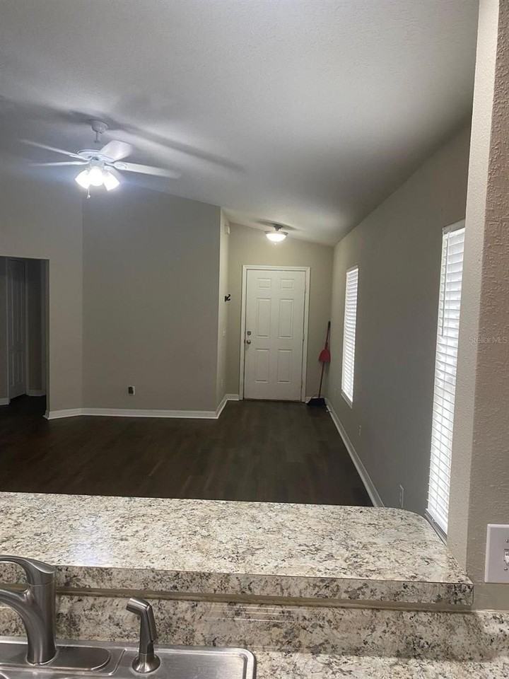 8411 Deer Chase Dr - Photo 6 of 30